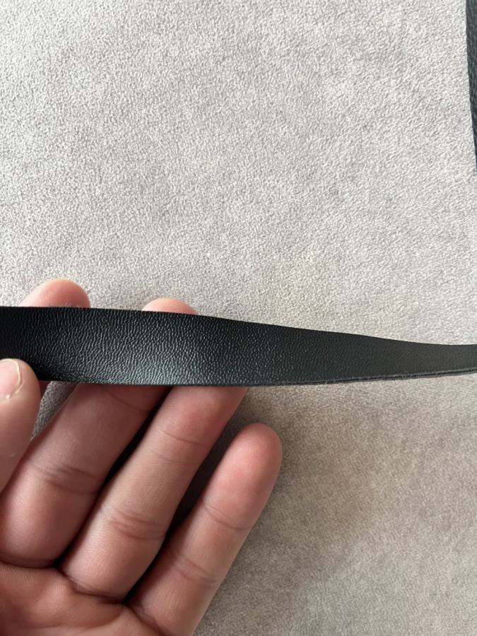 Black leather straps for a hurling helmet, photo 4 of 4